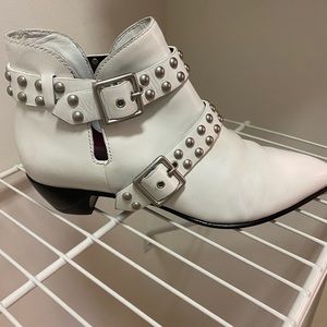 Beautiful white booties